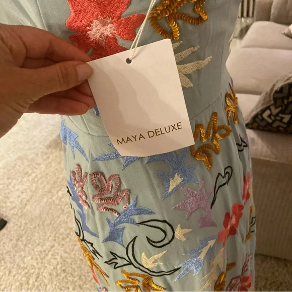 Maya Deluxe embellished dress size 2 NWT - Picture 8 of 10